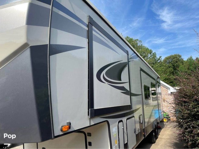 2021 Forest River Sandpiper 3330BH - Used Fifth Wheel For Sale by Pop RVs in Macon, Georgia