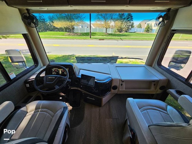 2022 Palazzo 37.5 by Thor Motor Coach from Pop RVs in Monroe Township, New Jersey