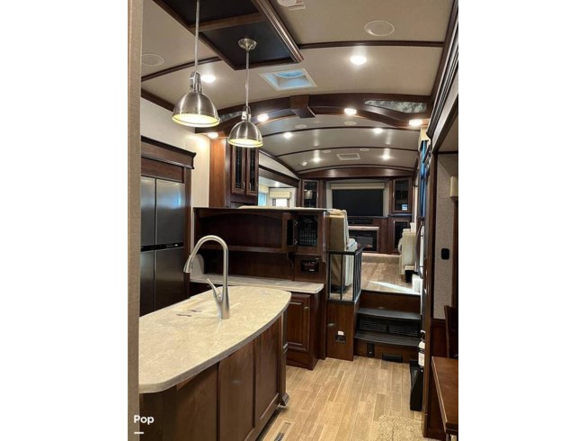 2020 Jayco Pinnacle 38FLWS - Used Fifth Wheel For Sale by Pop RVs in Grangeville, Idaho