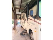 Contact us now about this 2015 Georgetown 329DS! 2015 329DS by Georgetown from Pop RVs in Vicksburg, Mississippi