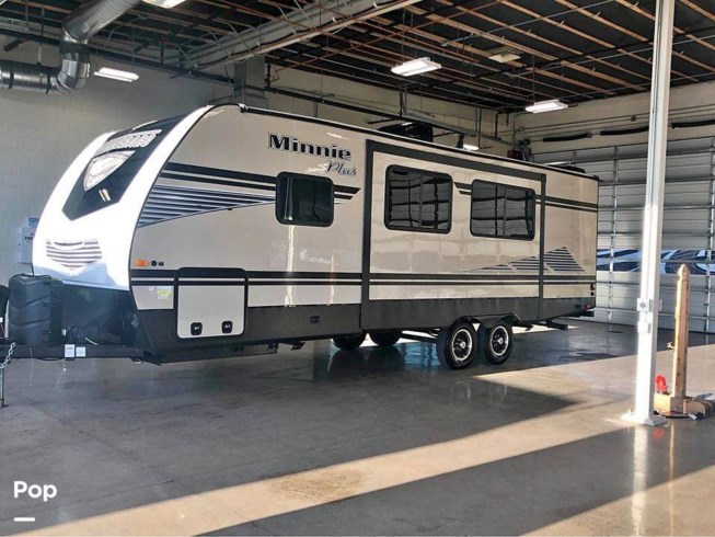 2019 Winnebago Minnie Plus 27RBDS - Used Travel Trailer For Sale by Pop RVs in Phoenix, Arizona