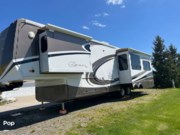 Call now about this 2009 K-Z Escalade 37RE! 2009 K-Z Escalade 37RE - Used Fifth Wheel For Sale by Pop RVs in Freeland, Michigan features Leveling Jacks, Air Conditioning, Awning, Slideout