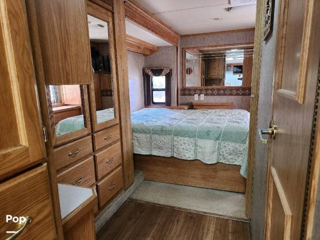 2006 Admiral SE 33SFS by Holiday Rambler from Pop RVs in Pagosa Springs, Colorado