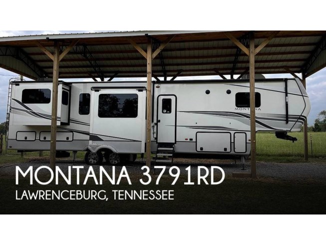 Used 2022 Keystone Montana 3791RD available in Lawrenceburg, Tennessee