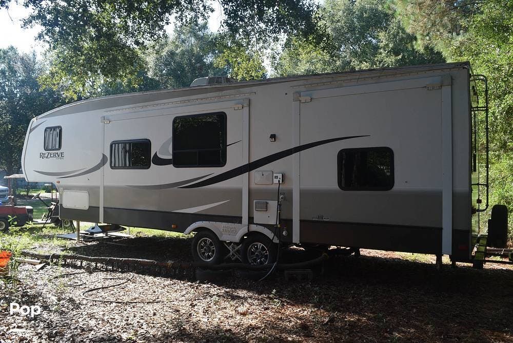 Used 2015 CrossRoads Rezerve 31BH available in Lynn Haven, Florida