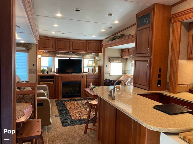 2011 Carriage Cameo 37RESLS - Used Fifth Wheel For Sale by Pop RVs in Boerne, Texas