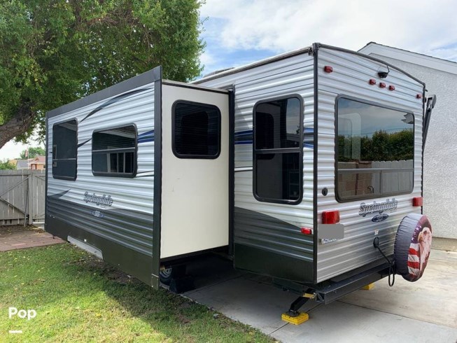 2018 Keystone Springdale 2660RL - Used Travel Trailer For Sale by Pop RVs in Whittier, California