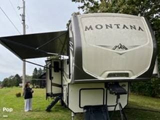 2018 Montana 3791RD by Keystone from Pop RVs in Acme, Pennsylvania