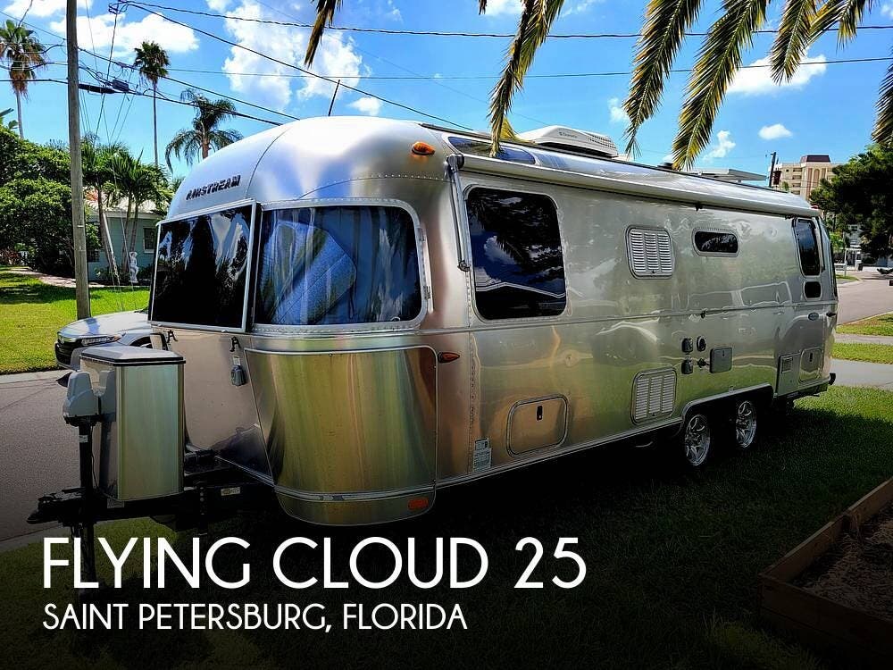 Email now about this 2016 Airstream Flying Cloud 25! Used 2016 Airstream Flying Cloud 25 available in Saint Petersburg, Florida