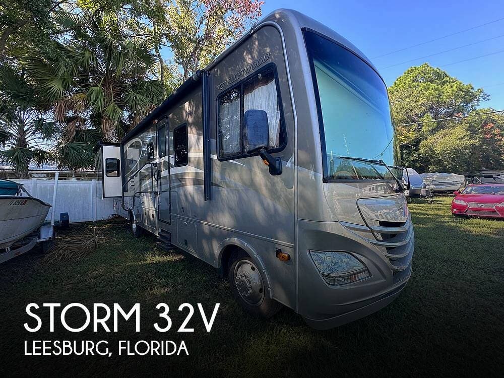 Email now about this 2014 Fleetwood Storm 32V! Used 2014 Fleetwood Storm 32V available in Leesburg, Florida