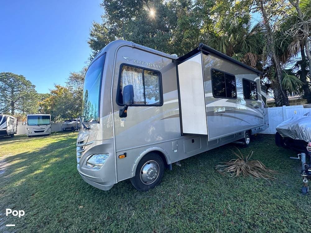 Used 2014 Fleetwood Storm 32V available in Leesburg, Florida