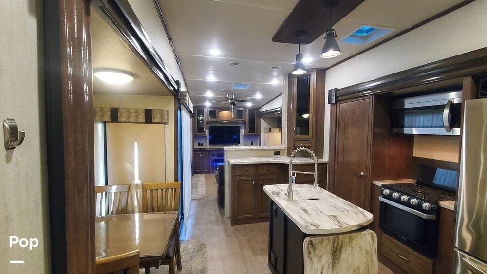 Contact us now about this 2018 Forest River Sandpiper 389RD! 2018 Sandpiper 389RD by Forest River from Pop RVs in Martinsville, Indiana