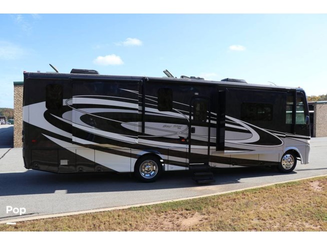 2017 Bay Star 3403 by Newmar from Pop RVs in Buford, Georgia