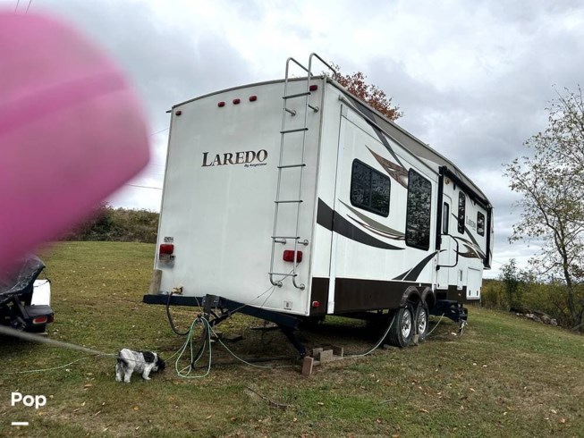 2014 Keystone Laredo 312RE - Used Fifth Wheel For Sale by Pop RVs in Powhatan Point, Ohio