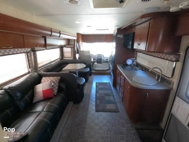 2010 Serrano 31X by Thor Motor Coach from Pop RVs in Barstow, California