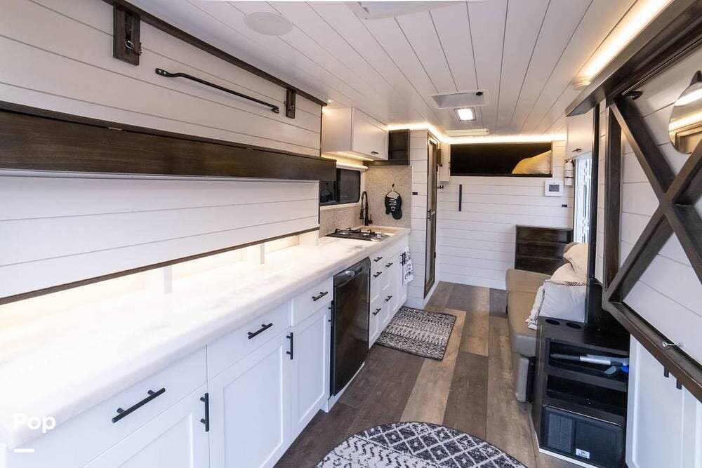 Contact us now about this 2019 Mercedes-Benz Sprinter 3500! 2019 Sprinter 3500 by Mercedes-Benz from Pop RVs in Fort Collins, Colorado