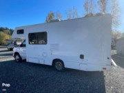 Call now about this 2017 Thor Motor Coach Majestic 23A! 2017 Thor Motor Coach Majestic 23A - Used Class C For Sale by Pop RVs in Snoqualmie, Washington features Air Conditioning, Generator