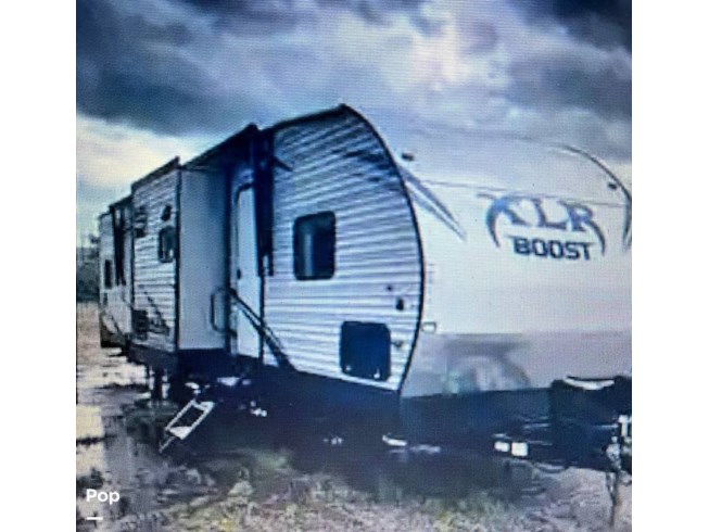 2019 Forest River XLR Boost 31QB - Used Toy Hauler For Sale by Pop RVs in Shelton, Connecticut