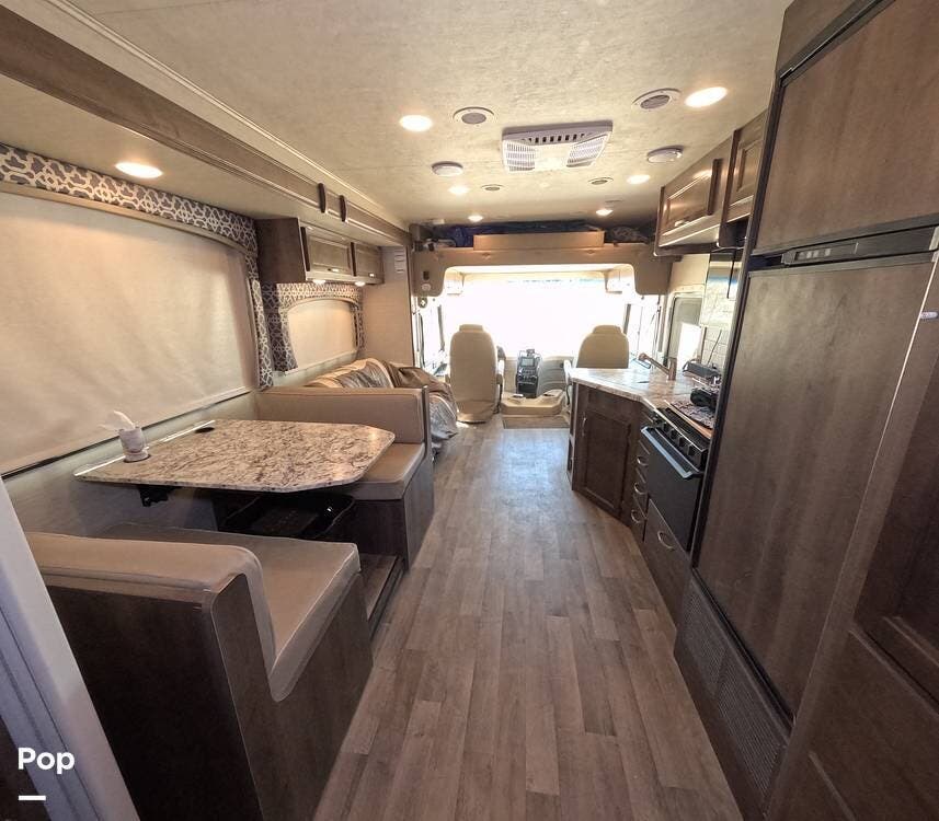 Call now about this 2019 Jayco Alante 26X! 2019 Jayco Alante 26X - Used Class A For Sale by Pop RVs in Victorville, California features Generator, Awning, Air Conditioning, Slideout