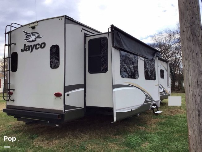 2018 Jayco Eagle 338RETS - Used Travel Trailer For Sale by Pop RVs in Port Royal, Virginia