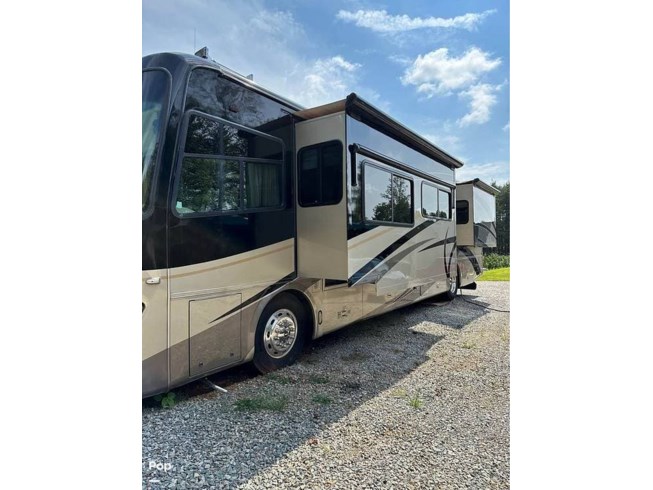 2007 Tiffin Phaeton 40QDH - Used Diesel Pusher For Sale by Pop RVs in Gretna, Virginia