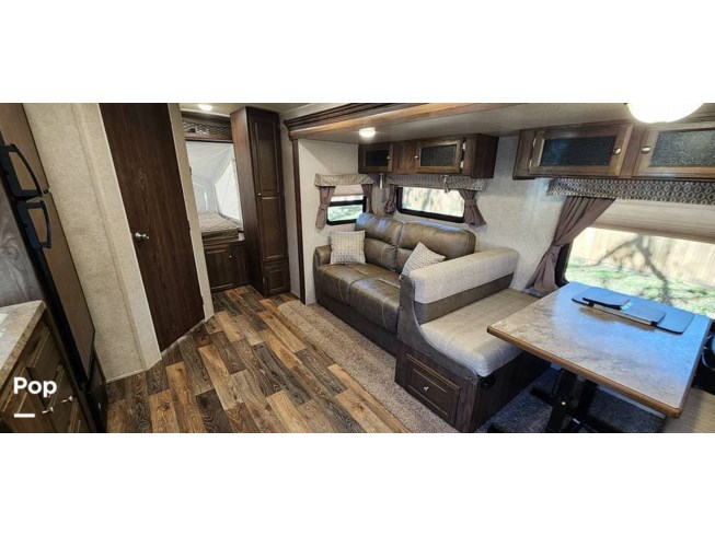 2017 Forest River Shamrock 21SSL - Used Toy Hauler For Sale by Pop RVs in Flower Mound, Texas