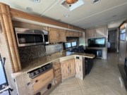 Call now about this 2015 Coachmen Encounter 37SA! 2015 Coachmen Encounter 37SA - Used Class A For Sale by Pop RVs in Simi Valley, California features Slideout, Air Conditioning, Leveling Jacks, Generator, Awning