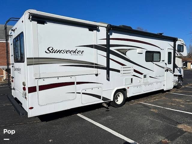 2017 Forest River Sunseeker 3010DS - Used Class C For Sale by Pop RVs in Glen Burnie, Maryland