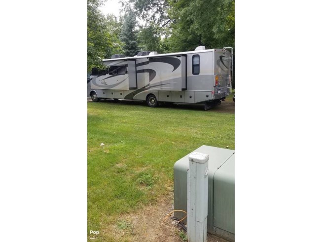 2011 Bounder 36R by Fleetwood from Pop RVs in Mentor, Ohio
