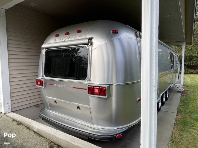 2002 Classic Limited 34 by Airstream from Pop RVs in Maple Valley, Washington