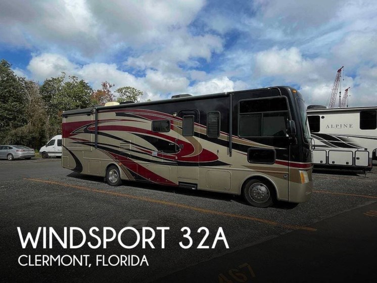 Used 2013 Thor Motor Coach Windsport 32A available in Clermont, Florida