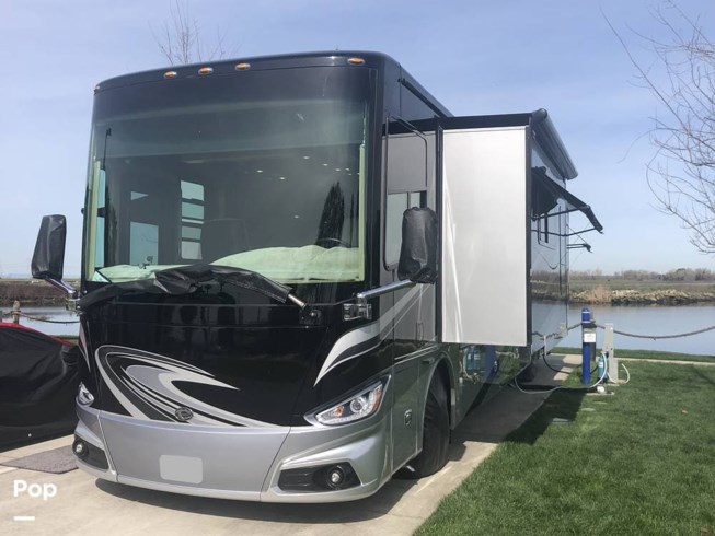 2015 Tiffin Phaeton 40 AH - Used Diesel Pusher For Sale by Pop RVs in Port Orchard, Washington
