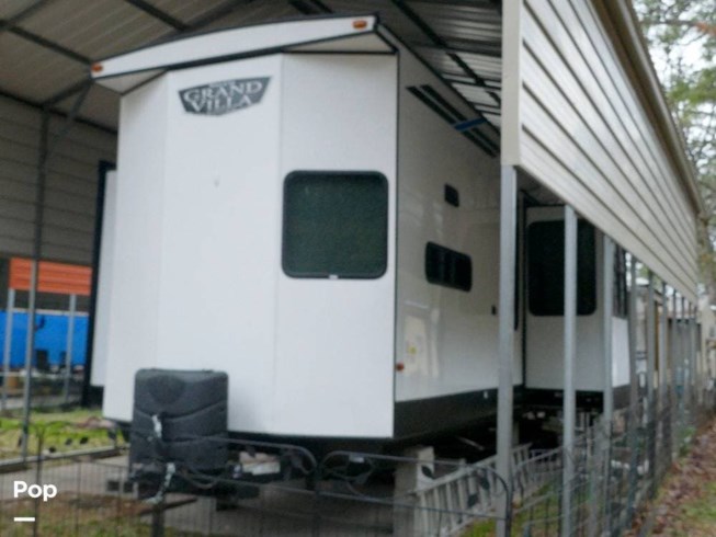 2022 Forest River Salem Grand Villa 42FK - Used Travel Trailer For Sale by Pop RVs in Robert, Louisiana