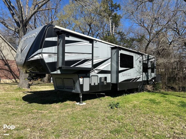 2020 Keystone Raptor 413 - Used Toy Hauler For Sale by Pop RVs in Wills Point, Texas