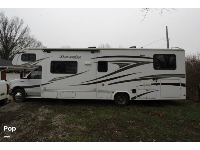 2017 Forest River Sunseeker 3170DS - Used Class C For Sale by Pop RVs in Hebron, Kentucky