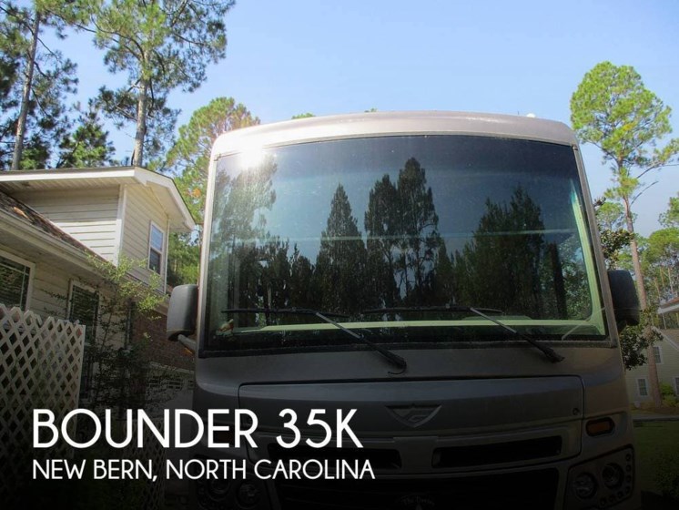 Email now about this 2016 Fleetwood Bounder 35K! Used 2016 Fleetwood Bounder 35K available in New Bern, North Carolina