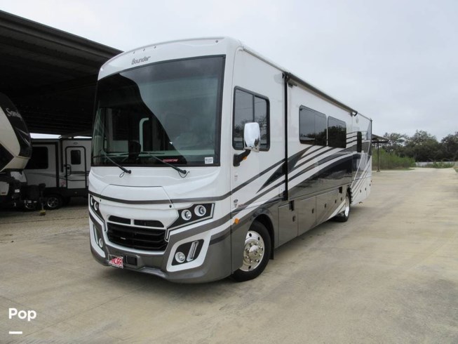 2024 Bounder 35K by Fleetwood from Pop RVs in Boerne, Texas