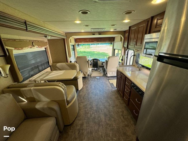 2015 Challenger 37LX by Thor Motor Coach from Pop RVs in Lakewood Ranch, Florida