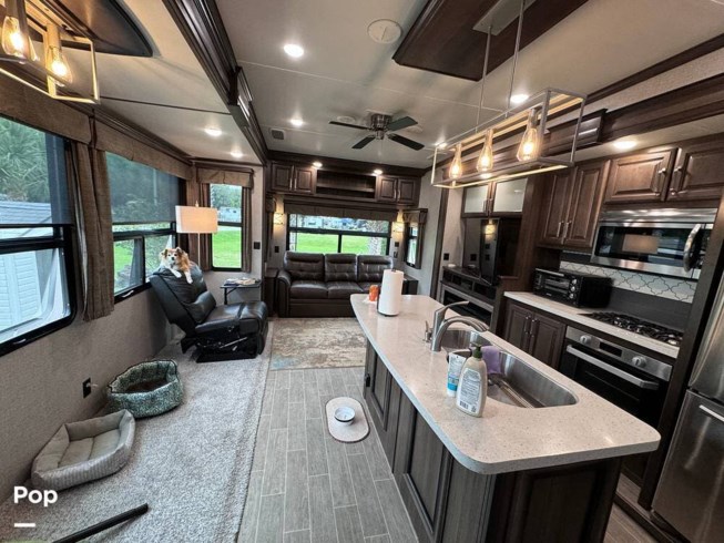 2020 Alpine 3401RS by Keystone from Pop RVs in Bushnell, Florida