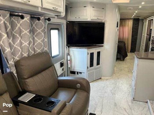 2010 Georgetown 337DS by Forest River from Pop RVs in Fort Worth, Texas