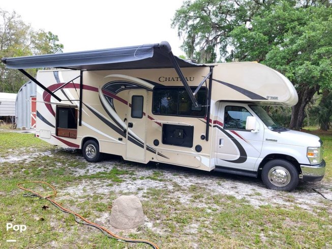 2017 Chateau 29G by Thor Motor Coach from Pop RVs in New Smyrna Beach, Florida