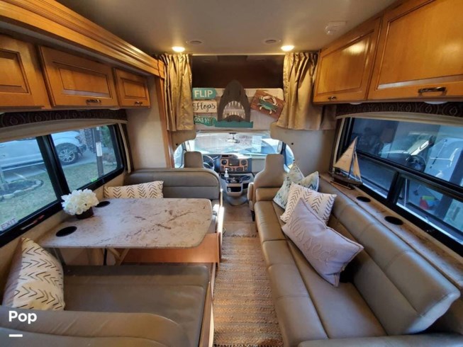 2017 Chateau 31W by Thor Motor Coach from Pop RVs in Cypress, Texas