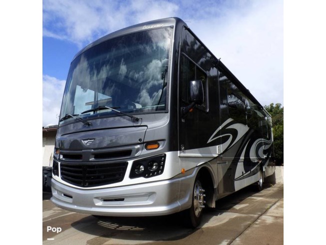 2019 Fleetwood Bounder 33C - Used Class A For Sale by Pop RVs in Alpine, California