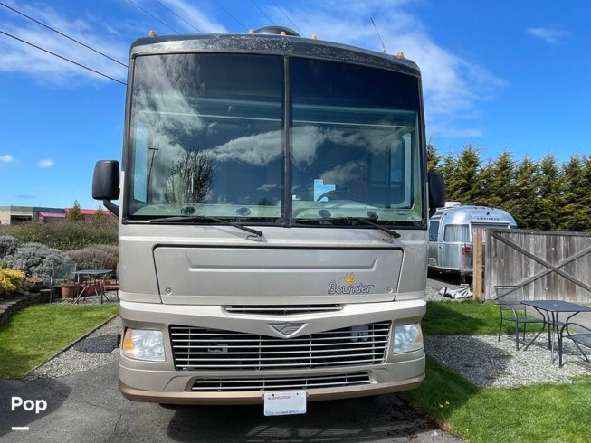 2007 Bounder 33R by Fleetwood from Pop RVs in Edgewood, Washington
