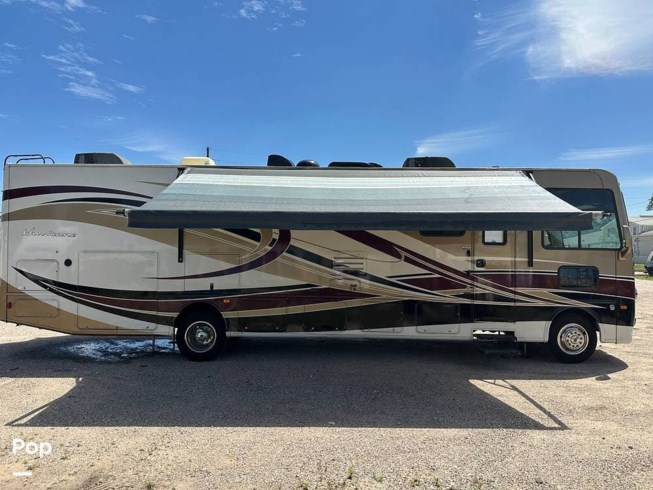 2013 Hurricane 34F by Thor Motor Coach from Pop RVs in Kingwood, Texas