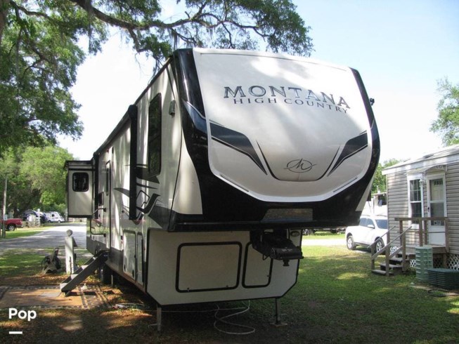 2022 Montana High Country 373RD by Keystone from Pop RVs in New Smyrna Beach, Florida