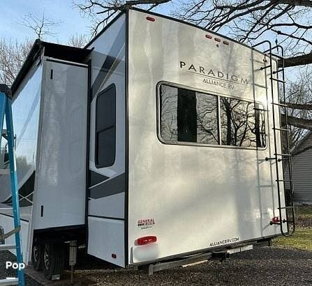 Used 2022 Alliance RV Paradigm 310RL available in Bowling Green, Ohio