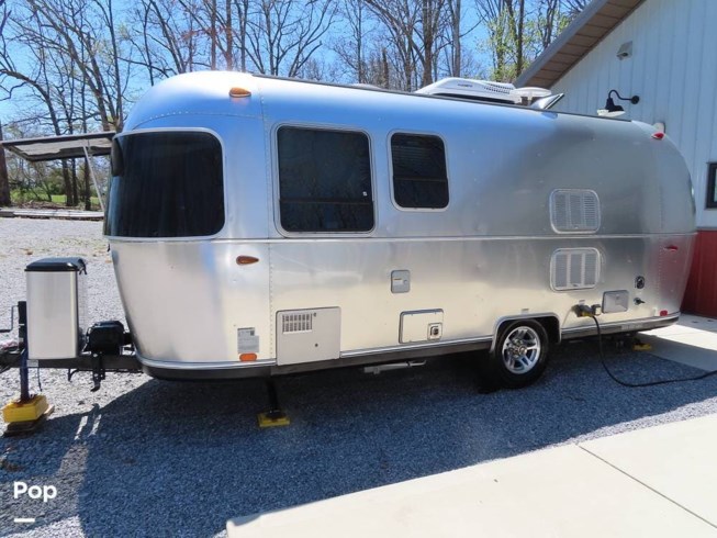 2018 Airstream Bambi Sport 22FB - Used Travel Trailer For Sale by Pop RVs in Crossville, Tennessee