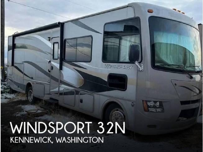 Used 2014 Thor Motor Coach Windsport 32N available in Kennewick, Washington