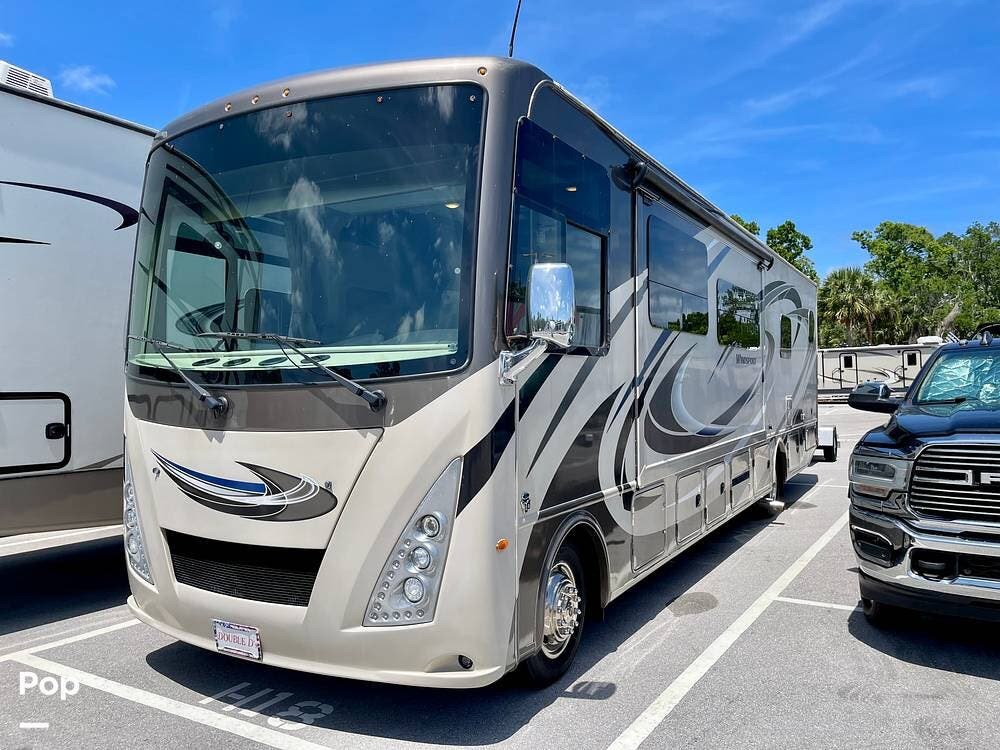 Call now about this 2019 Thor Motor Coach Windsport 35M! 2019 Thor Motor Coach Windsport 35M - Used Class A For Sale by Pop RVs in Vero Beach, Florida features Awning, Slideout, Air Conditioning, Leveling Jacks, Generator